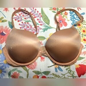 Victoria's Secret Very Sexy Pushup Bra 32DDD